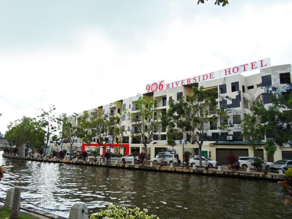 906 Riverside Hotel Malacca Exterior photo